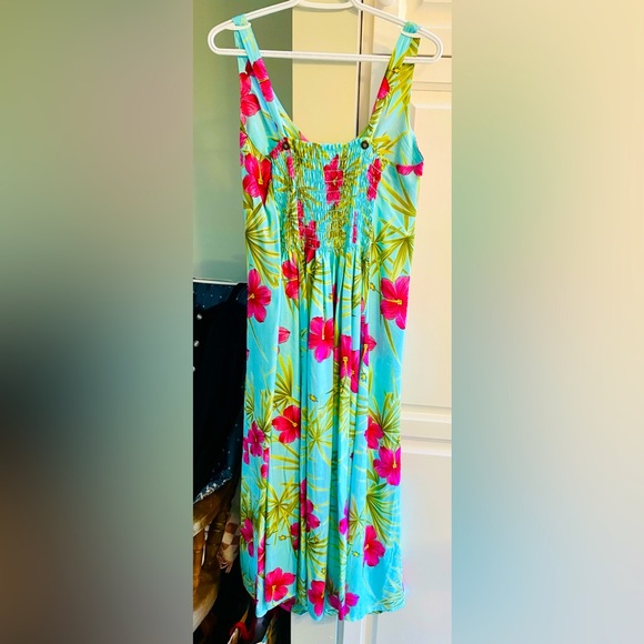 Summer Dress NWOT - Picture 2 of 3